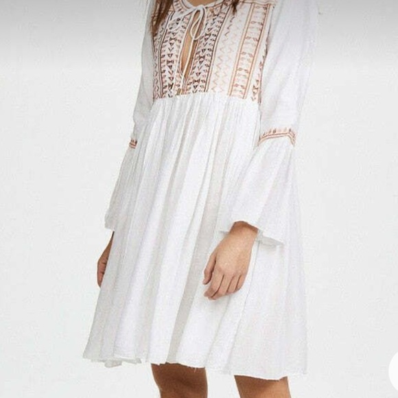 Ethereal White Lace Bohemian Tunic - Picture 5 of 9